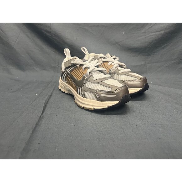 Nike Vomero 5 (PS) Sneakers Pure Platinum Silver Size 1.5Y NEW NO BOX! - Picture 10 of 11
